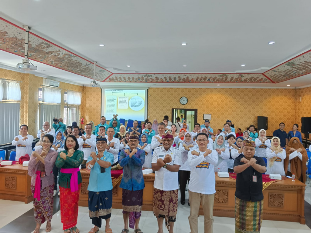 Kegiatan Studi Tiru Perwakilan BKKBN Provinsi Sulawesi Selatan mengunjungi Kampung KB Desa Dalung